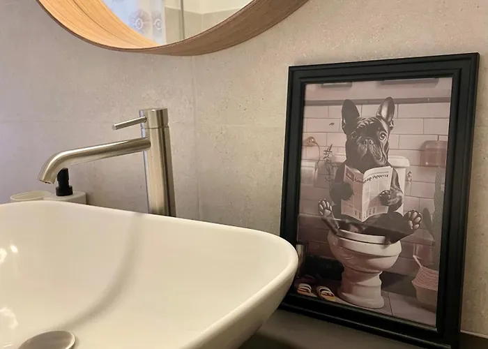 アパート Burro&salvia アウグスタ